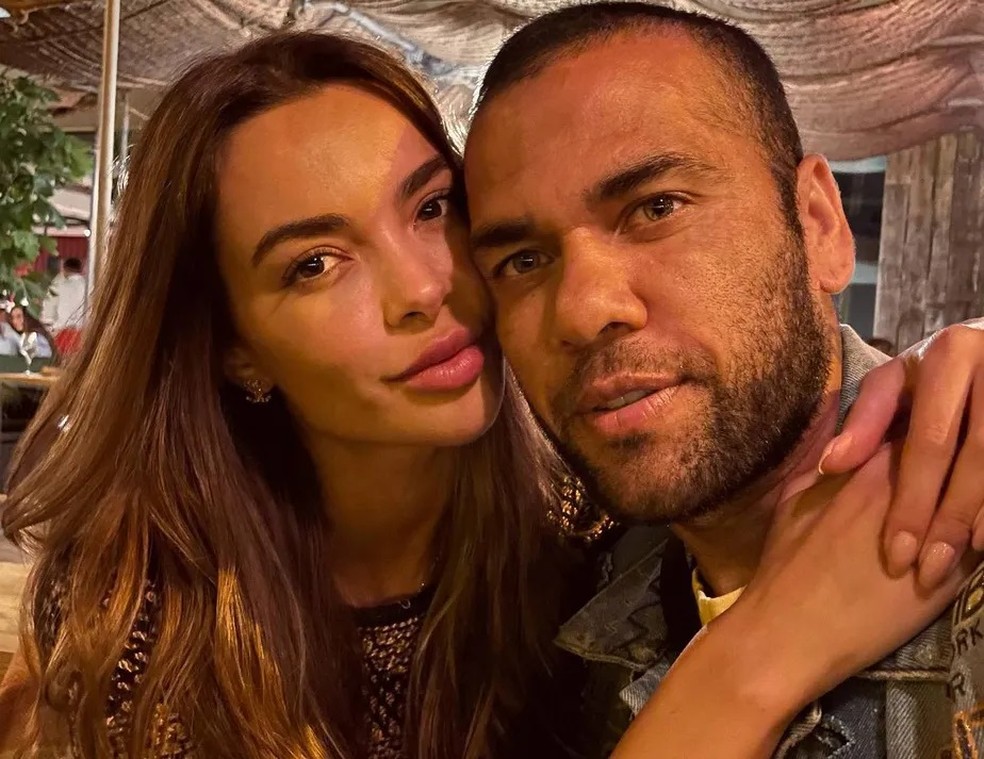 Joana Sanz e Daniel Alves — Foto: Reprodução/Instagram