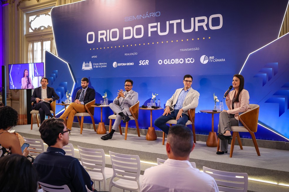 O segundo painel do segundo dia  do evento discutiu o transporte  que faz diferença na vida real — Foto: Eduardo Uzal