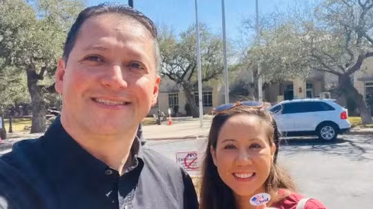 Deputado desiste de reeleição após admitir caso extraconjugal que provocou tragédia Deputado desiste de reeleição após admitir caso extraconjugal que provocou tragédia