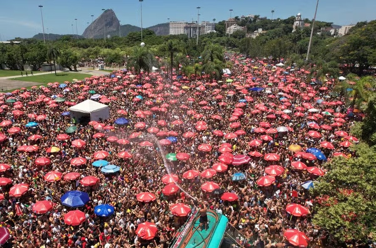 'Exigências impossíveis', diz representante dos blocos do Rio sobre ...