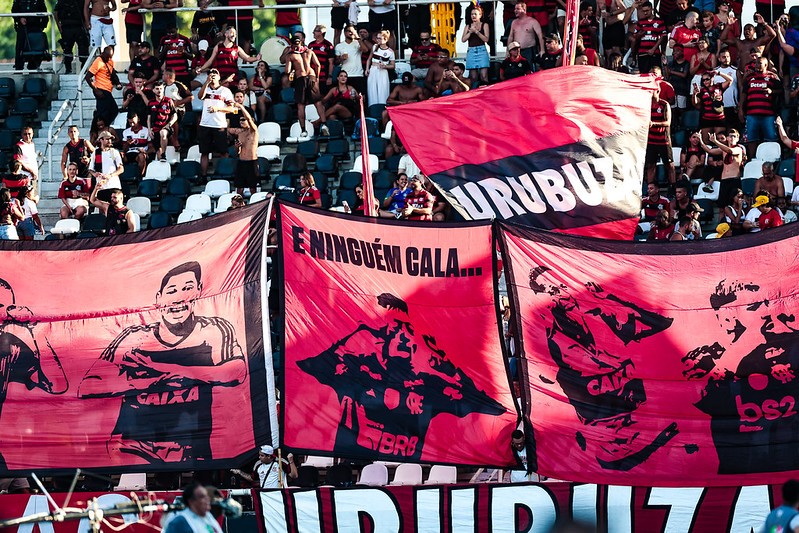 Flamengo chega a 10 vitórias em 11 jogos sobre o Botafogo no Nilton Santos; veja retrospecto