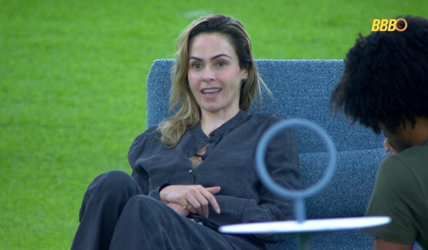 Ana Paula Renault volta ao topo da enquete do 'BBB 26' e se destaca como favorita