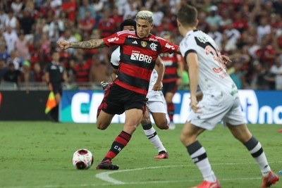 Custou R$ 48 milhões aos cofres do Flamengo e pode ser reserva em