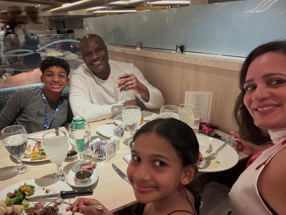 Ex-dançarino do É o tchan, Jacaré mostra viagem em família — Foto: Reprodução/Instagram