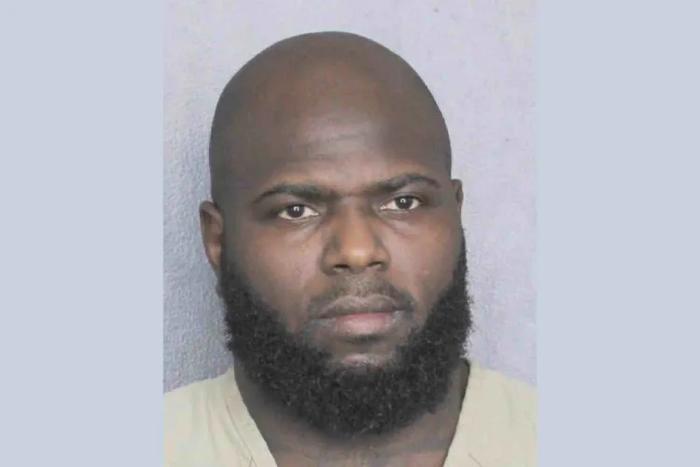 Ex-UFC, Jairzinho Rozenstruik é preso nos Estados Unidos por violência doméstica — Foto: Reprodução