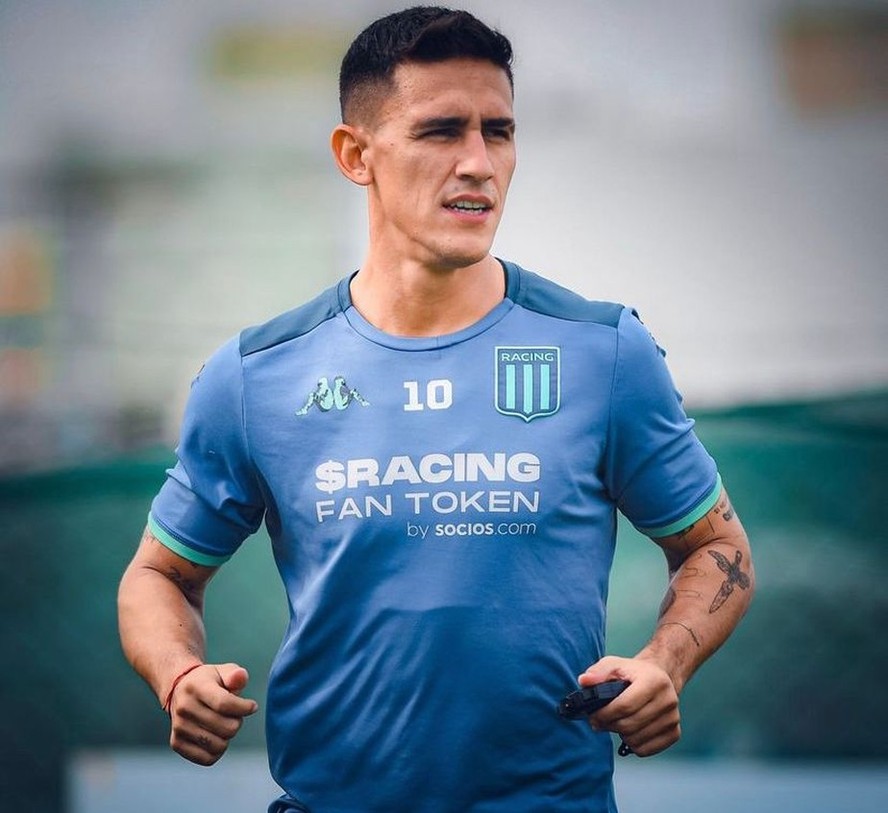 Botafogo prepara nova investida em Matías Rojas, do Racing, diz rádio