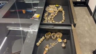 Alvo de operação policial, esposa de Poze do Rodo faz aparição na web para tranquilizar fãs: 'Estamos aqui'