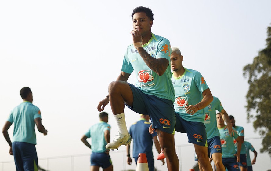 Rodrygo lidera a seleção contra o Chile, em Santiago, pelas Eliminatórias