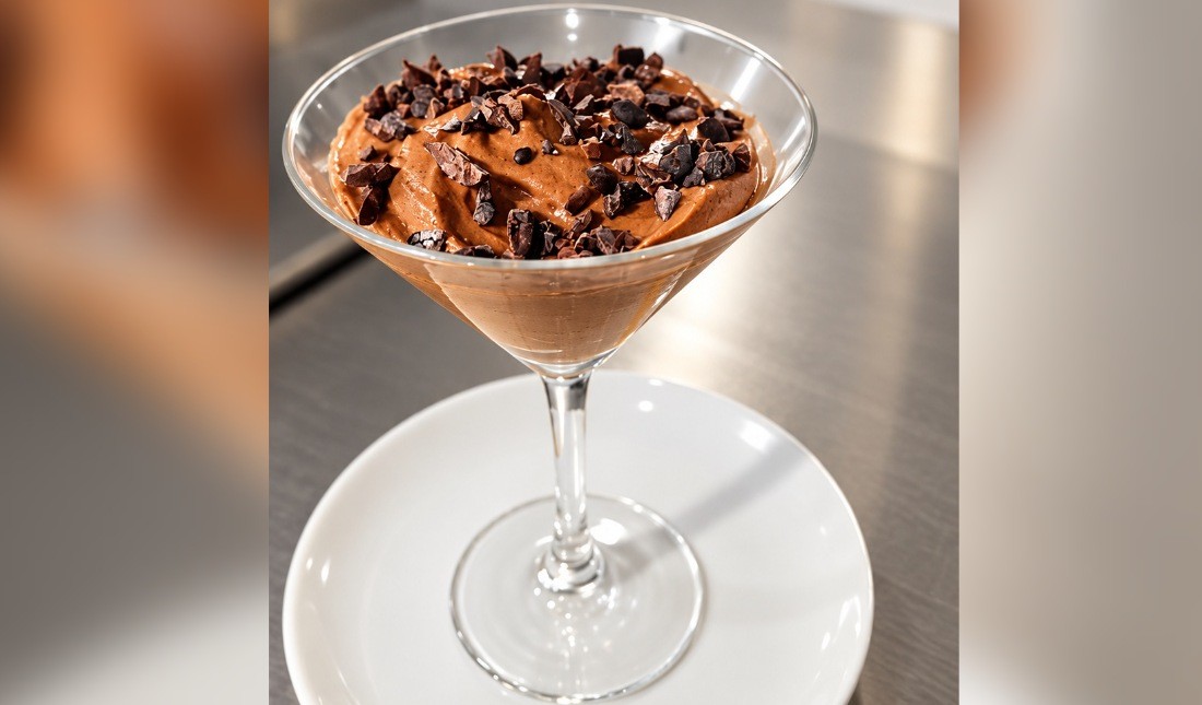 Como fazer mousse de chocolate com poucos ingredientes