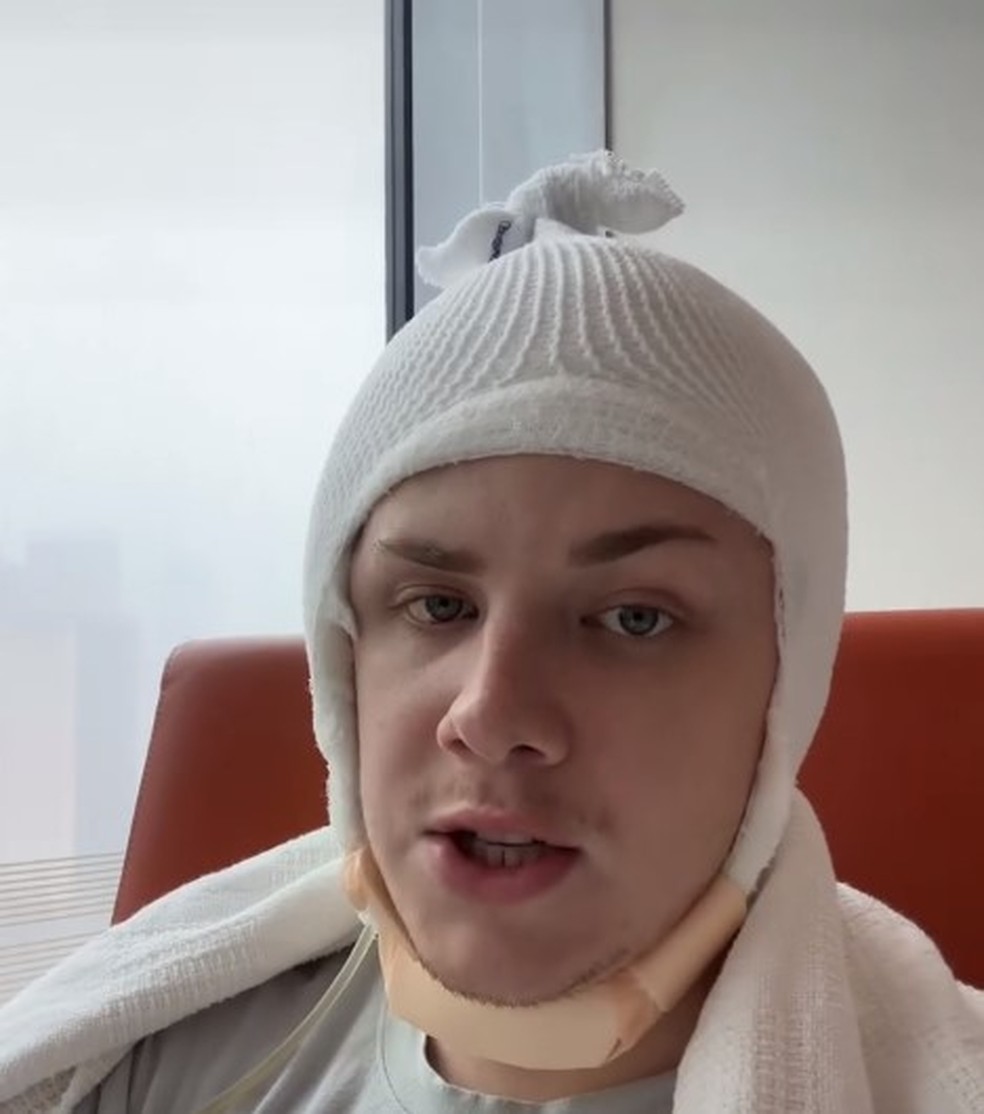 Brandon precisou ter o cr&acirc;nio removido para lavagem do c&eacute;rebro ap&oacute;s contrair infec&ccedil;&atilde;o &mdash; Foto: Reprodu&ccedil;&atilde;o/Instagram