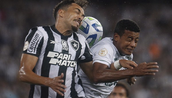 Botafogo empata com o Goiás em casa, e torcida se revolta com Bruno Lage