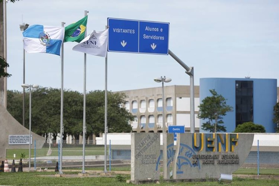 Uenf inscreve para concurso com 158 vagas de níveis médio e superior