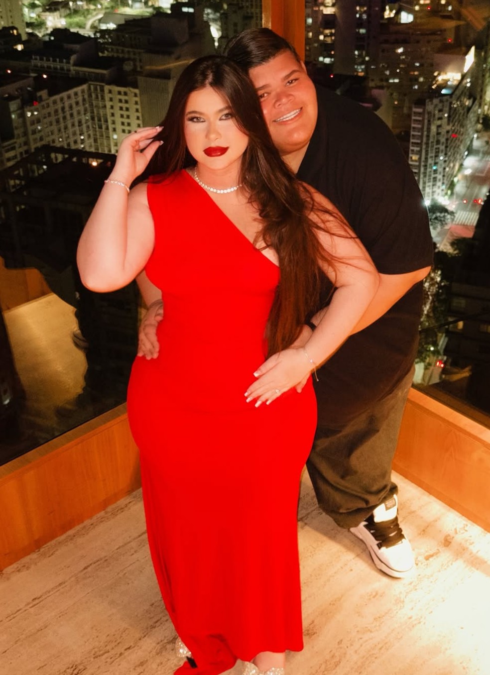 Namorada de Gordão da XJ, a influenciadora Nicolle Caroline, perdeu 12kg ao apoiar namorado em processo de emagrecimento — Foto: Reprodução/Instagram