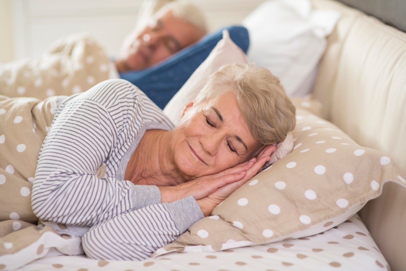 Dormir bem após os 60 anos ajuda a proteger a memória e a saúde do cérebro