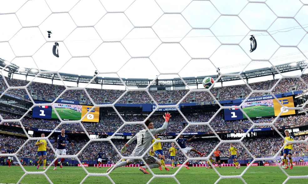 Barcola fez segundo gol na vitória da França sobre a Suécia — Foto: AL BELLO / GETTY IMAGES NORTH AMERICA / Getty Images via AFP