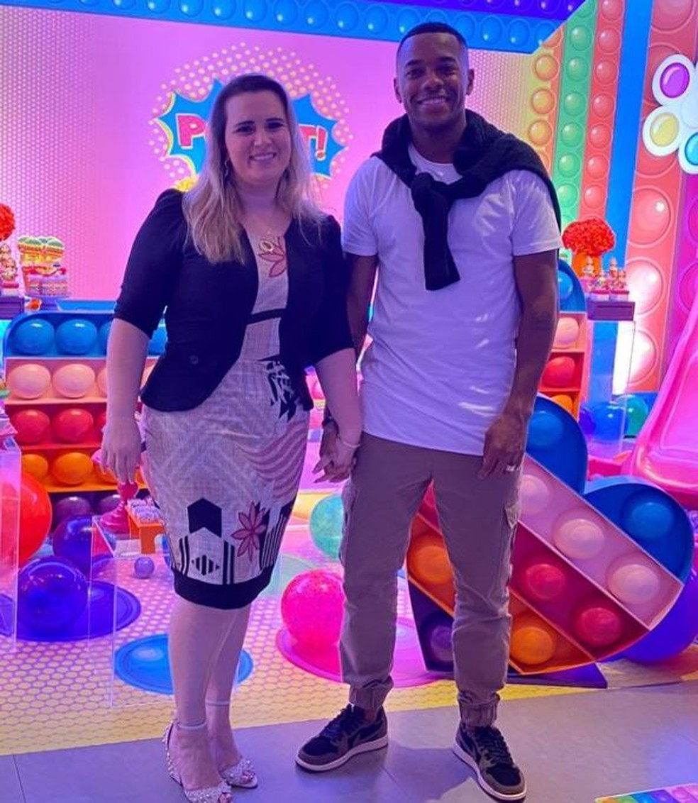 Vivian Guglielmetti, mulher de Robinho — Foto: rep/ instagram