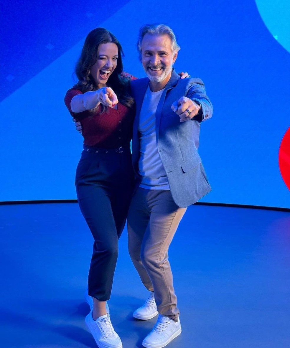 Beatriz Reis e Nelson Freitas juntos em uma campanha publicit&aacute;ria &mdash; Foto: Instagram