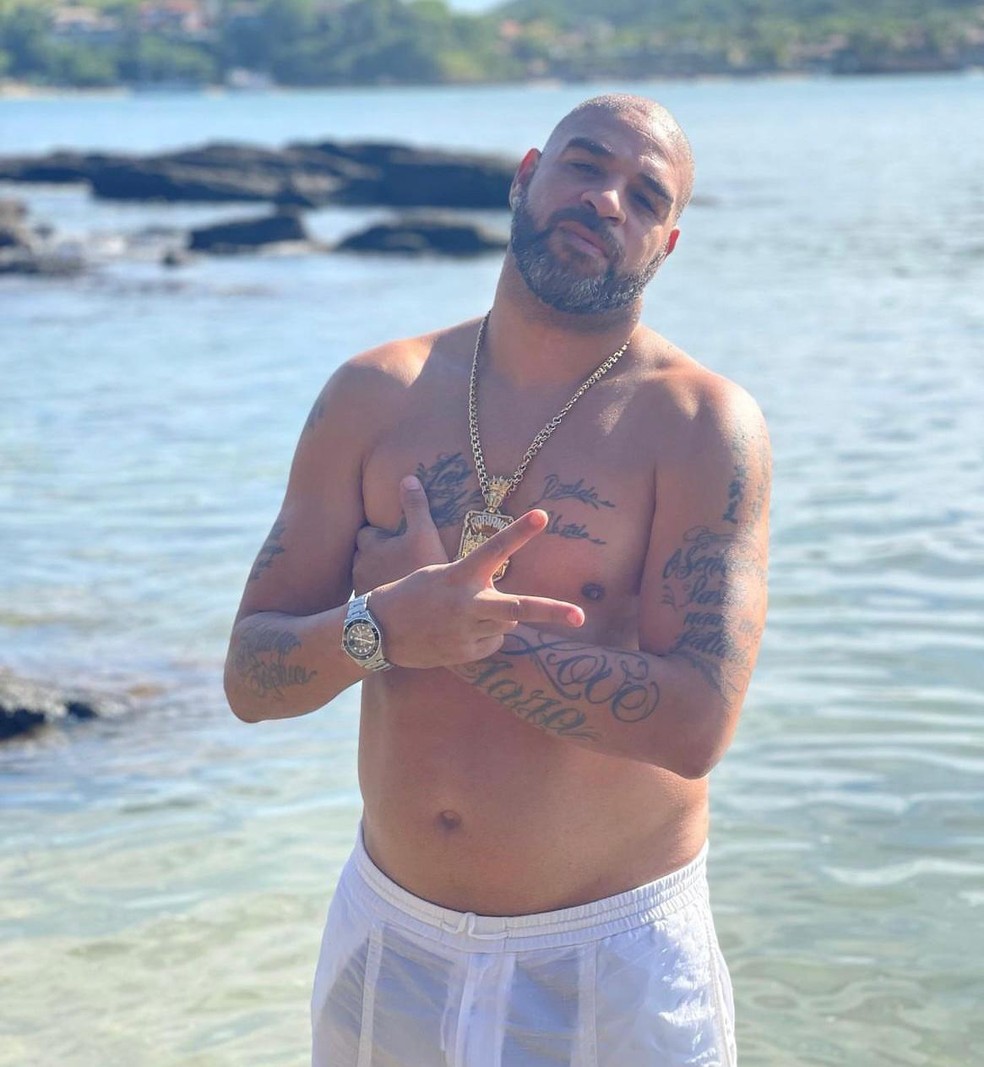 Adriano Imperador lan&ccedil;a em biografia &mdash; Foto: Instagram
