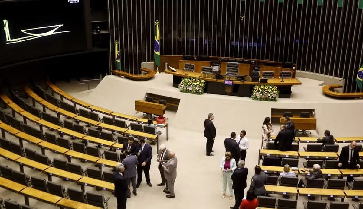 Aposentadoria Garantida e Novas Regras: PEC dos Agentes de Saúde Aprovada na Câmara!