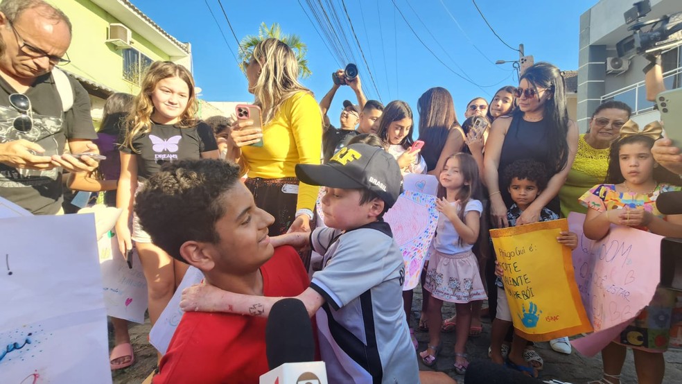 Gui com o irmão Antonny Gandra Moura, 14 anos — Foto: Lucas Tavares