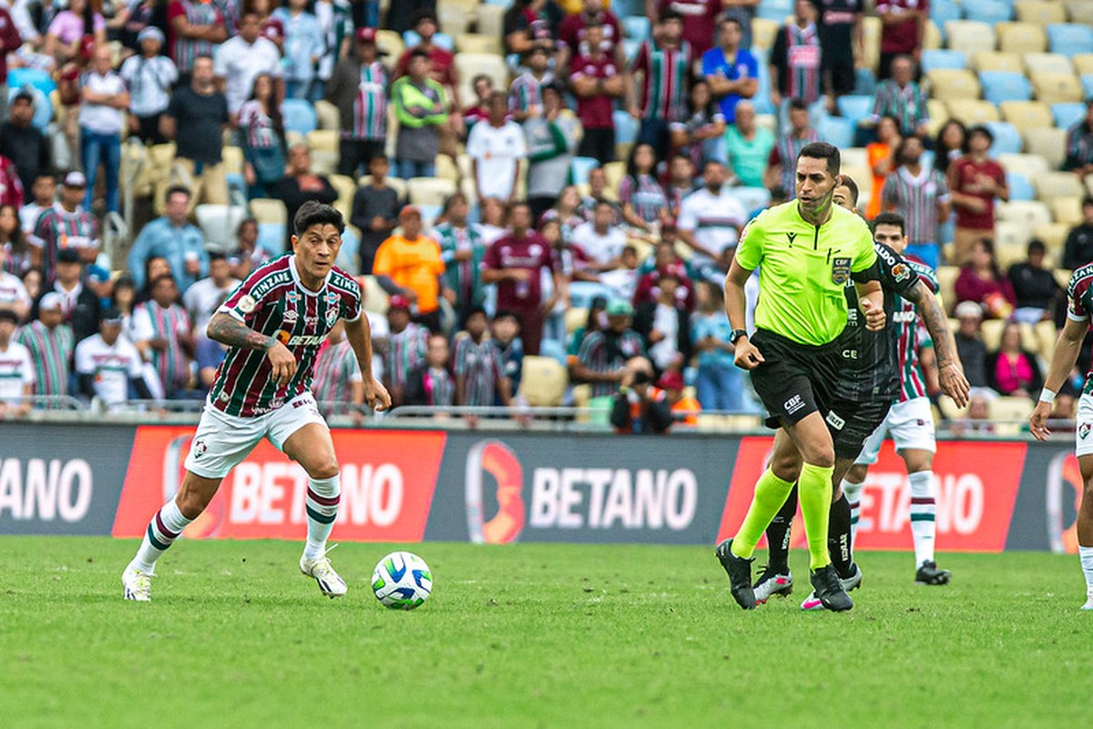 Com gol de Cano, Fluminense vence o Santos no Maracanã e dorme no G4