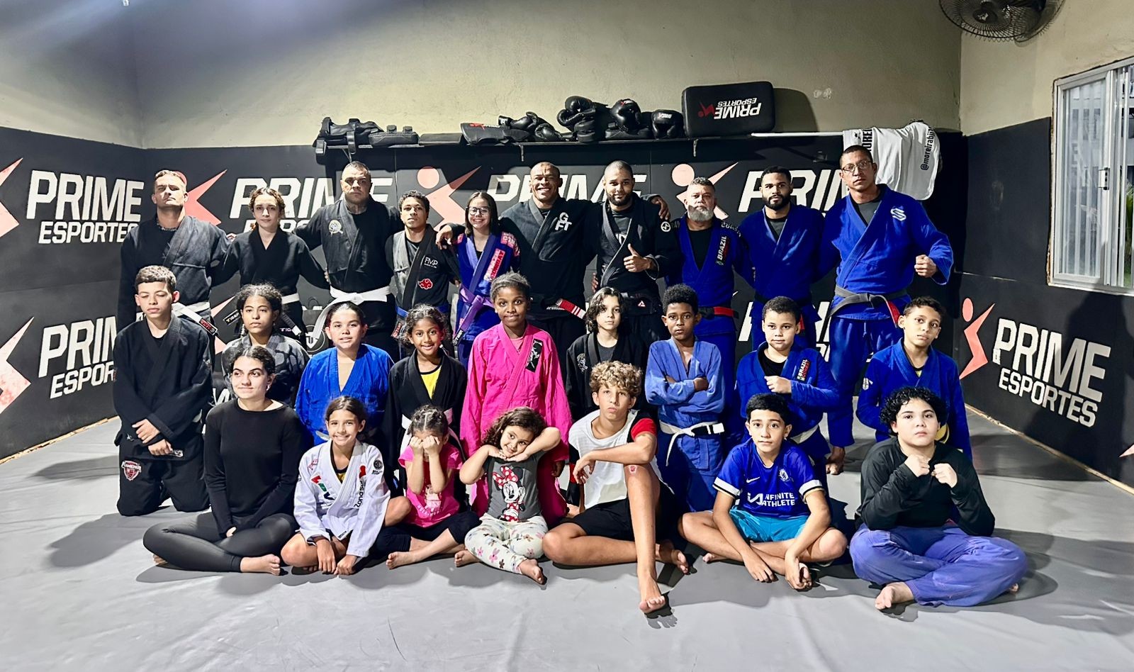 Polícia Militar do Rio abre batalhão para novo projeto social de jiu-jitsu