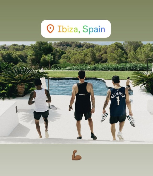 Rodrygo Goes e influenciadora levantam rumores de crise ao viajarem ...