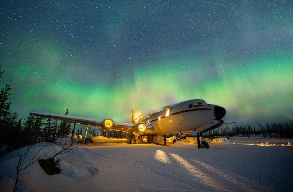Avião DC-6, em Wasilla, (Alasca, EUA) — Foto: Reprodução / Airbnb