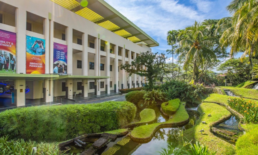 National Institute of Education é a única instituição de formação de professores em Cingapura