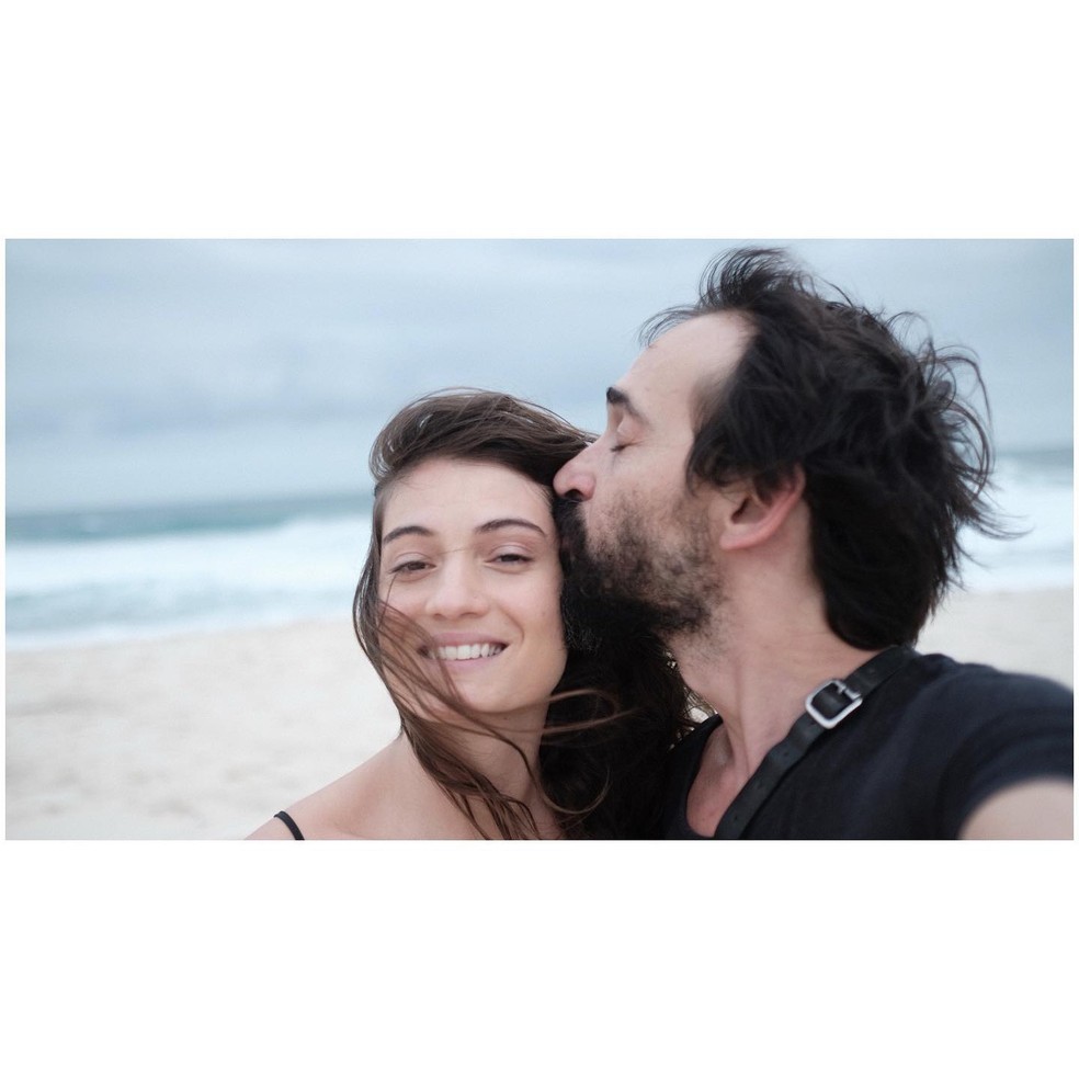 Elen Clarice com Julio Andrade — Foto: reprodução/ instagram