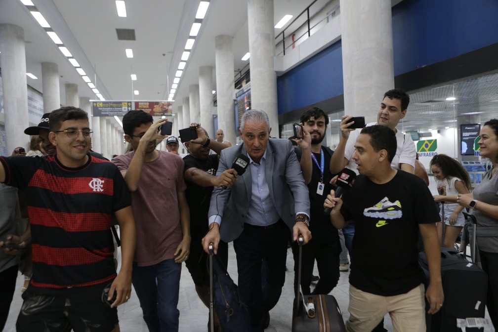 Técnico recebeu perguntas sobre interesse do Flamengo — Foto: Alexandre Cassiano