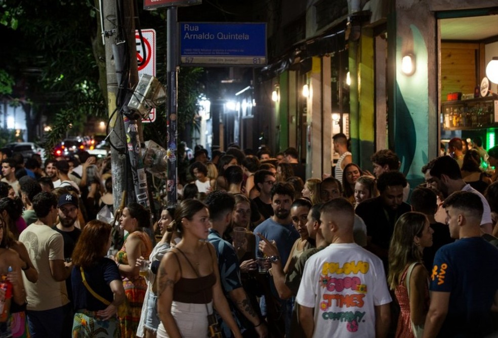 Rua Arnaldo Quintela foi considerada uma das mais 'cool' do mundo pela revista Time Out — Foto: Alexandre Cassiano / Agência O Globo