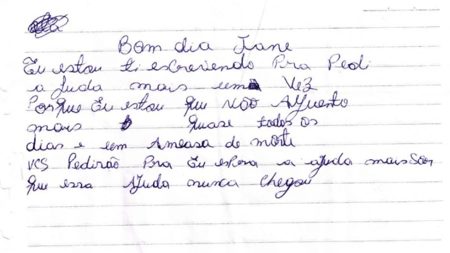 Mulher mantida em cárcere privado na Bahia pede que filho de 7 anos entregue bilhete de socorro à professora: ‘Não aguento mais’ - Foto