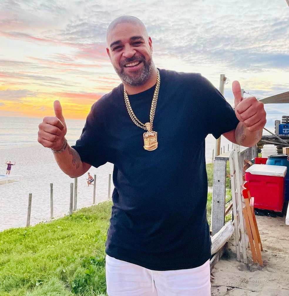Adriano Imperador lan&ccedil;a biografia &mdash; Foto: Instagram