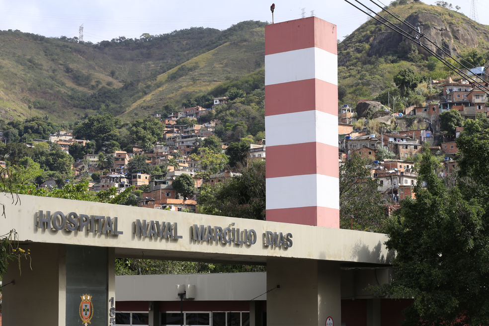 Tiro atinge oficial médica da Marinha em hospital naval do Rio; militar ...