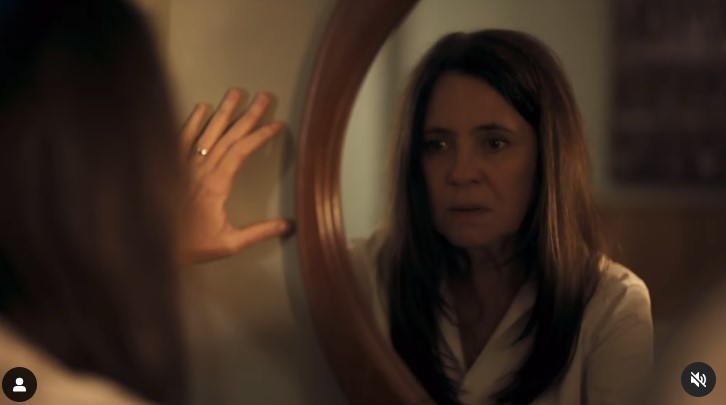 Adriana Esteves como Mércia de 'Mania de você' — Foto: Reprodução/TV Globo