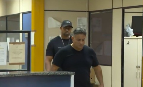 Delegado aposentado da PF tenta sair de supermercado na Barra com R$ 500 em produtos sem pagar e é preso - QTU Questões do Universo