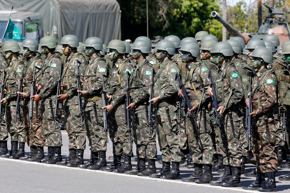 Exército abre concurso com mais de 1 mil vagas para nível médio, Brasil