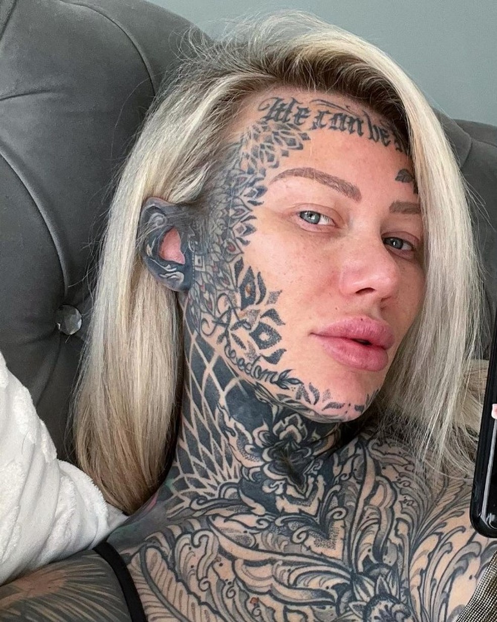 Becky Holt: 95% da pele tatuada — Foto: Reprodução/Instagram