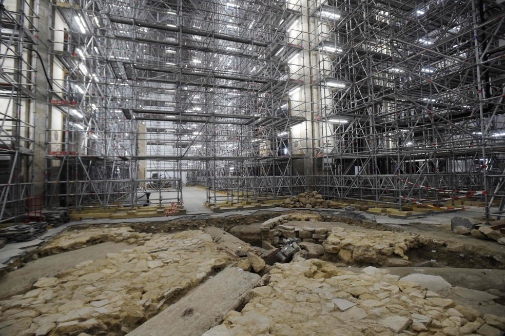 Reforma de Notre-Dame após incêndio em 2019 — Foto: AFP