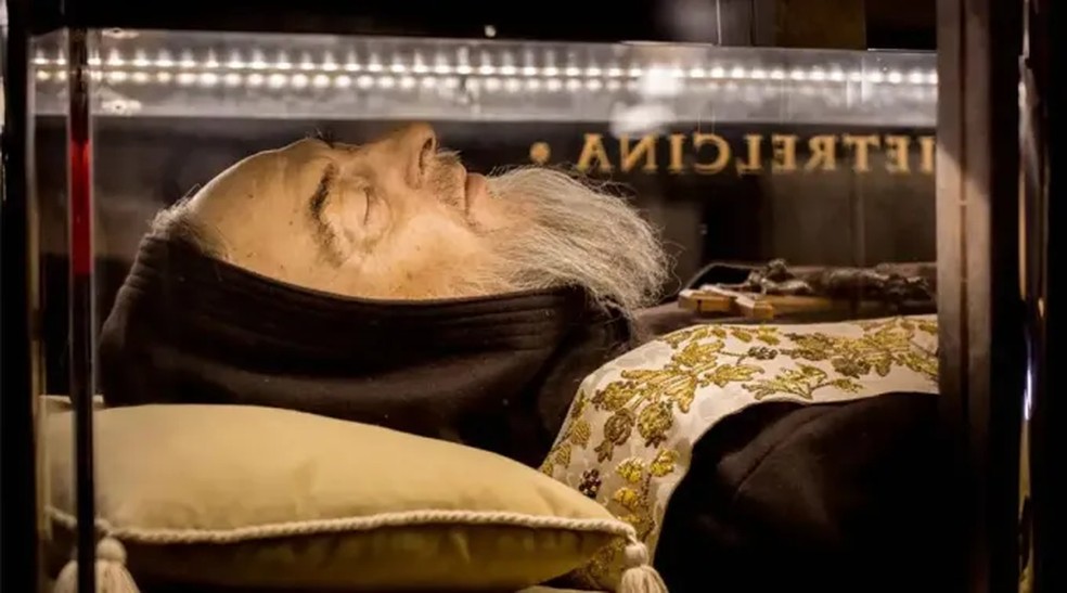 Relíquias do Padre Pio de Pietrelcina — Foto: Daniel Ibáñez (ACI Prensa)