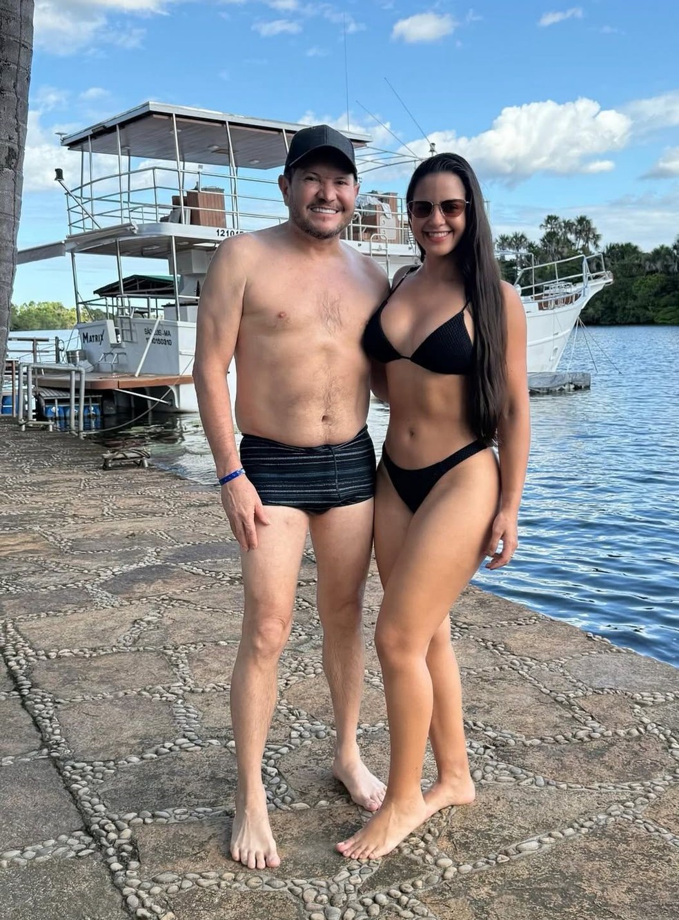 Ximbinha mostra férias românticas com a mulher no Maranhão — Foto: Instagram