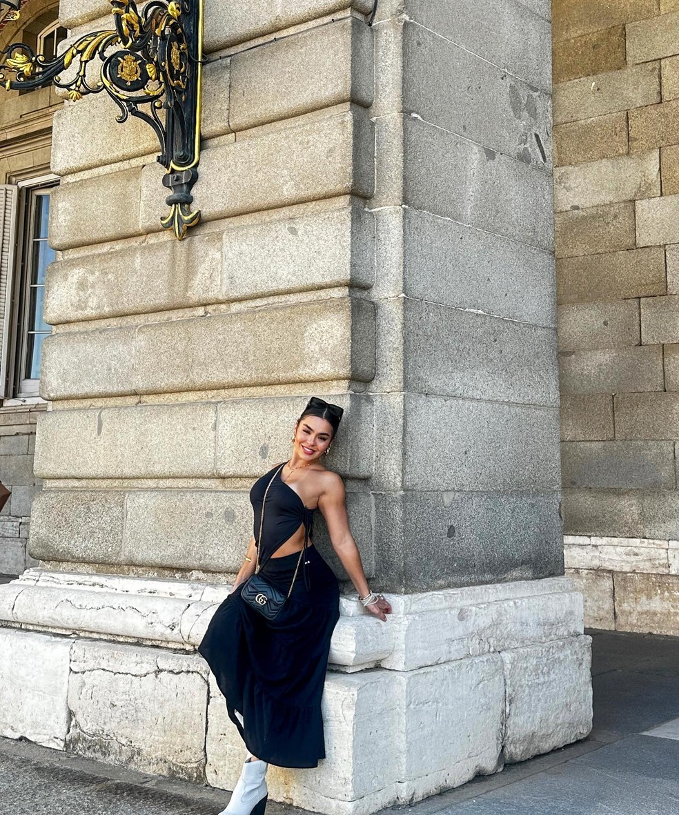 A influenciadora, bailarina e modelo Bia Michelle em Madri &mdash; Foto: reprodu&ccedil;&atilde;o/ instagram