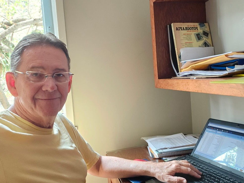 Antonio Carlos de Carvalho comprou franquia de marketing em saco de pão — Foto: Arquivo pessoal