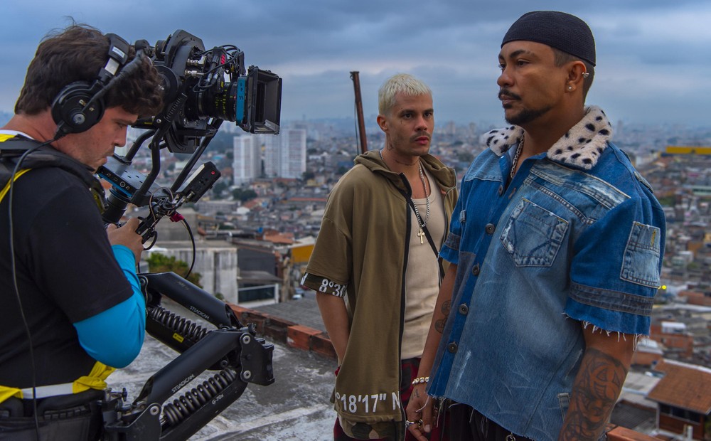 Xamã em dose dupla na TV: rapper faz sucesso com personagens em ‘Três ...