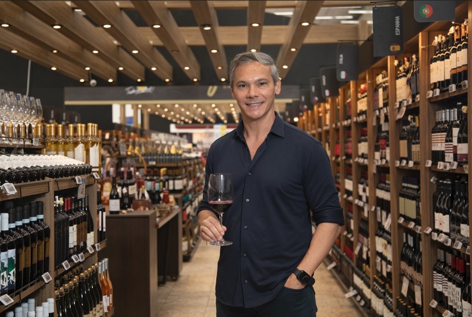 Rede de supermercados reúne produtores e enólogos internacionais durante festival de vinho no Rio