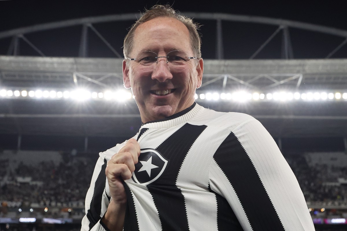 Acéfalo e desfigurado, Botafogo sofre em campo com desajuste no comando ...