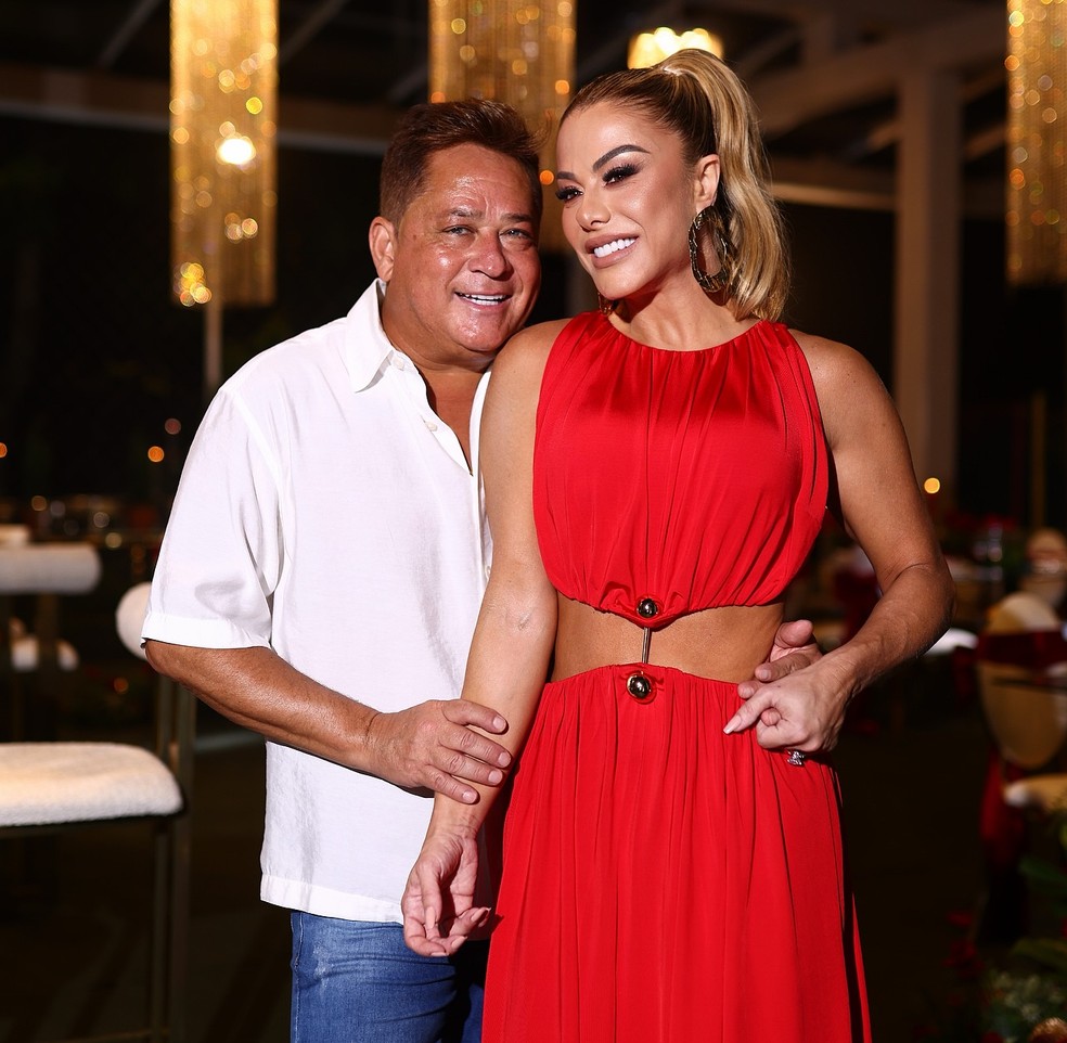 Leonardo com a mulher, Poliana Rocha — Foto: ANDRESSA LEÃO/ REP/ INSTAGRAM