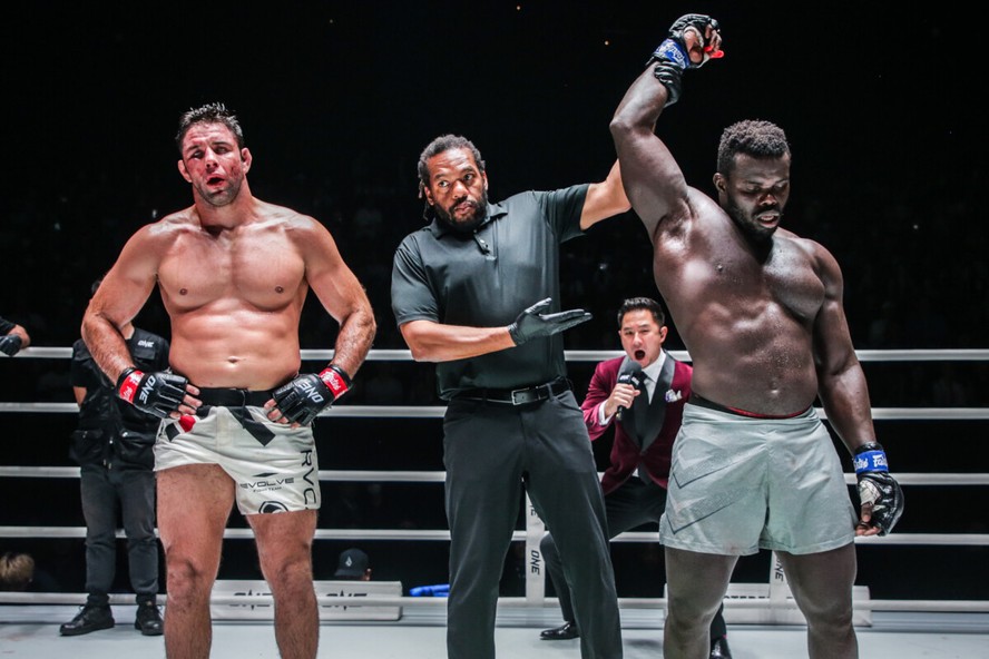 Campeão do ONE minimiza derrota de Buchecha e elogia o brasileiro: 'ele é  uma lenda', MMA