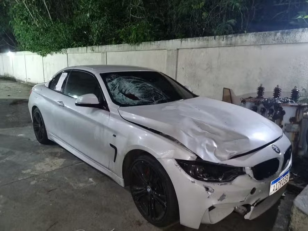 A BMW do influenciador acusado de atropelar e matar homem que acabara de casar — Foto: Roberta de Souza